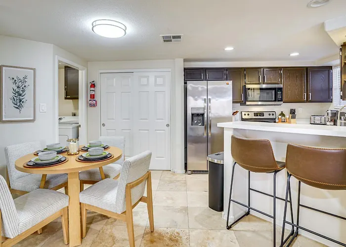 Holiday home Family-friendly W/ Pool Access In Phoenix!