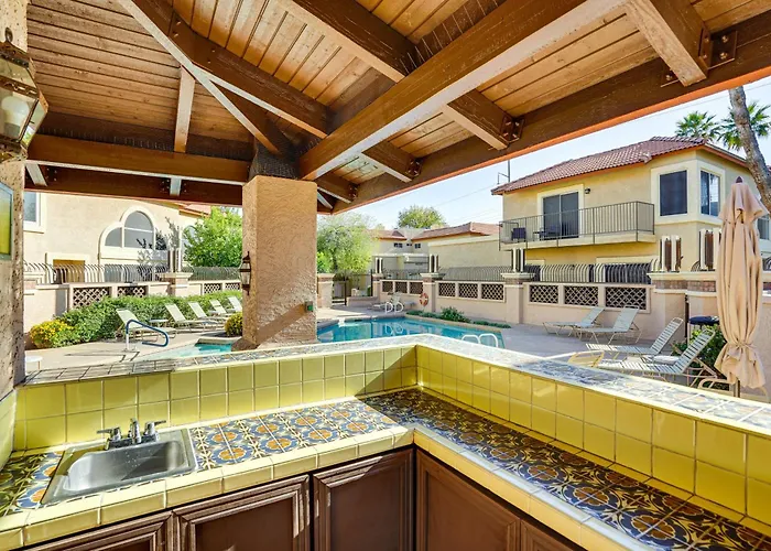 Family-friendly W/ Pool Access In Phoenix! * Phoenix
