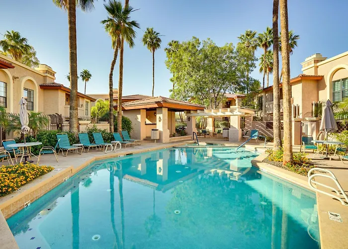 Family-friendly W/ Pool Access In Phoenix!