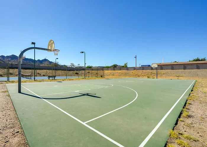 Family-friendly W/ Pool Access In Phoenix!