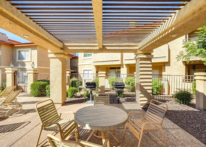 Holiday home Family-friendly W/ Pool Access In Phoenix! Phoenix
